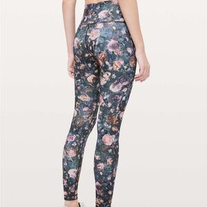 Lululemon size 4 wunder under tightfrosty rose workout pants 27”